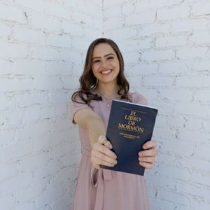 Meet your Posher, Lauren